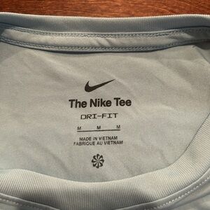 dry fit athletic tee